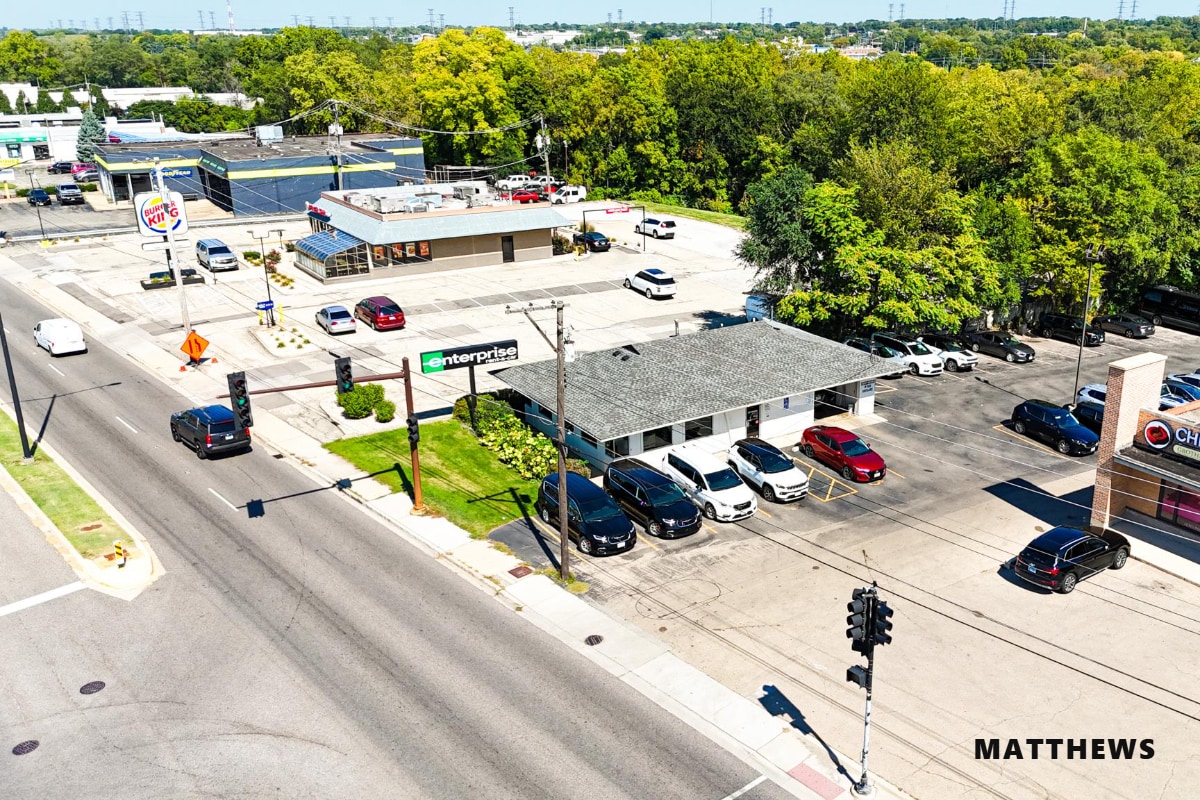 849 N Lake St, Aurora, IL for Sale