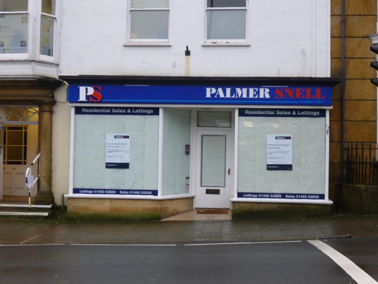 32 Fore St, Chard, SOM for Rent