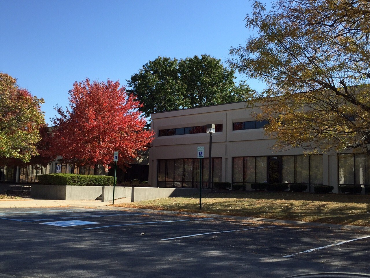 4045-4113 Vincennes Rd, Indianapolis, IN for Rent