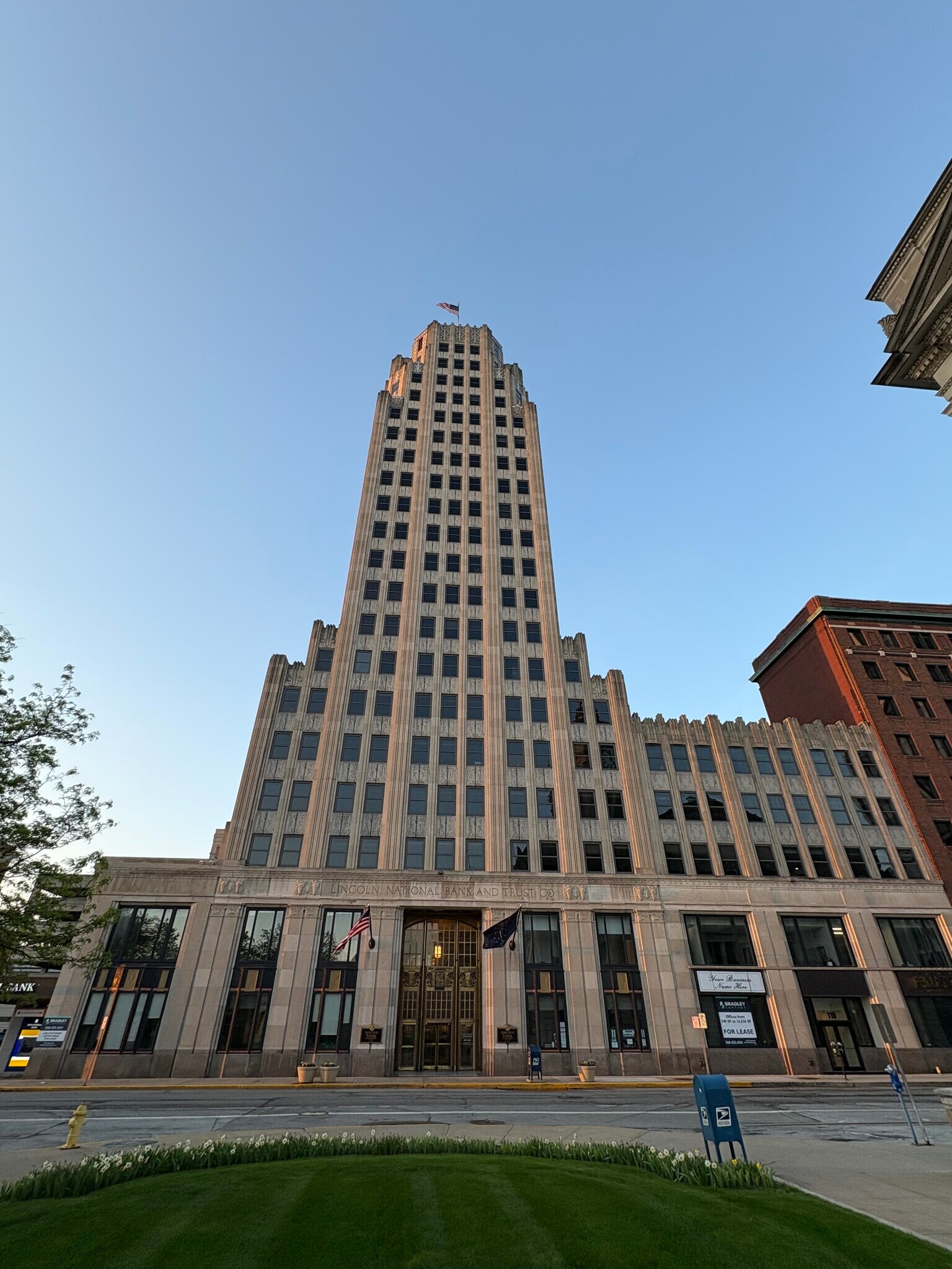 116 E Berry St, Fort Wayne, IN for Rent