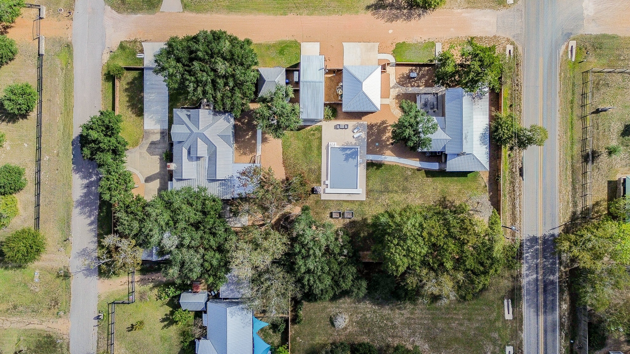 315 Cedar St, New Ulm, TX for Sale