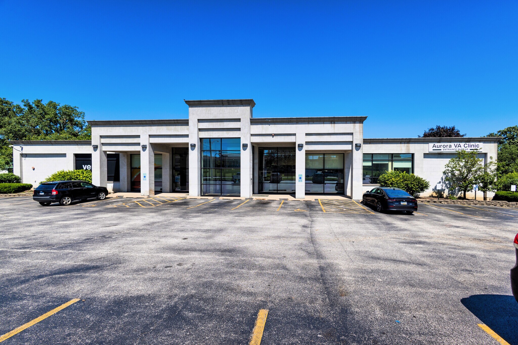 161 S Lincolnway, North Aurora, IL for Rent