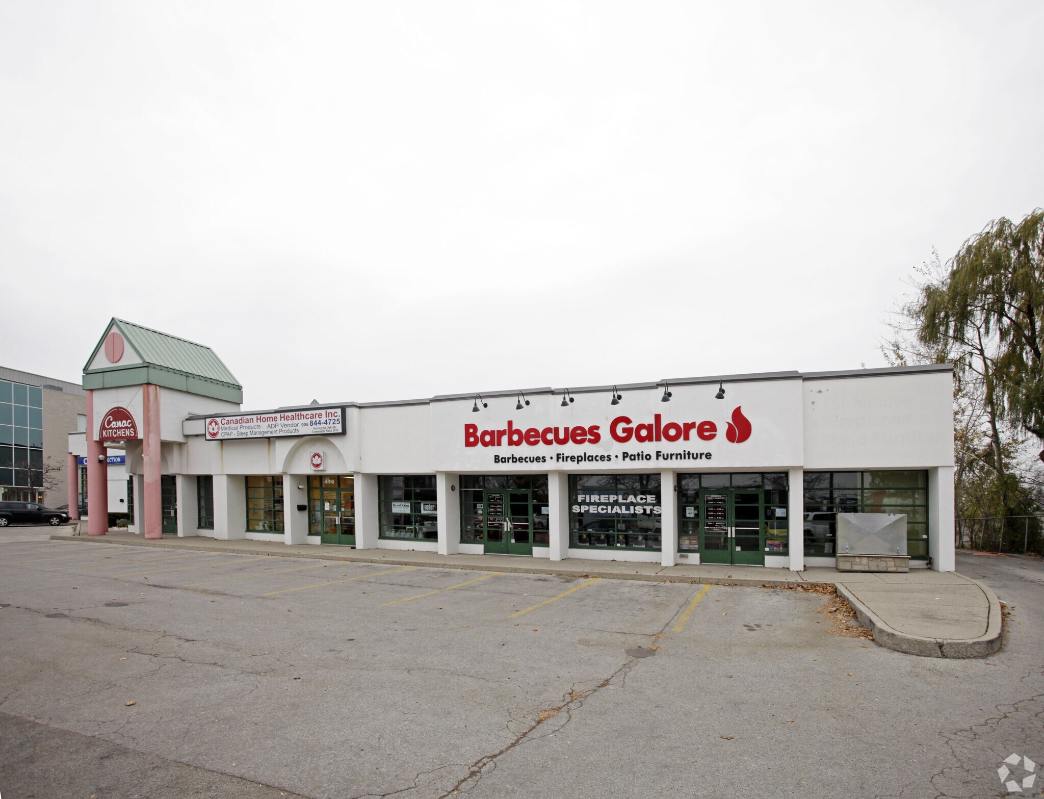 490 Speers Rd, Oakville, ON for Rent
