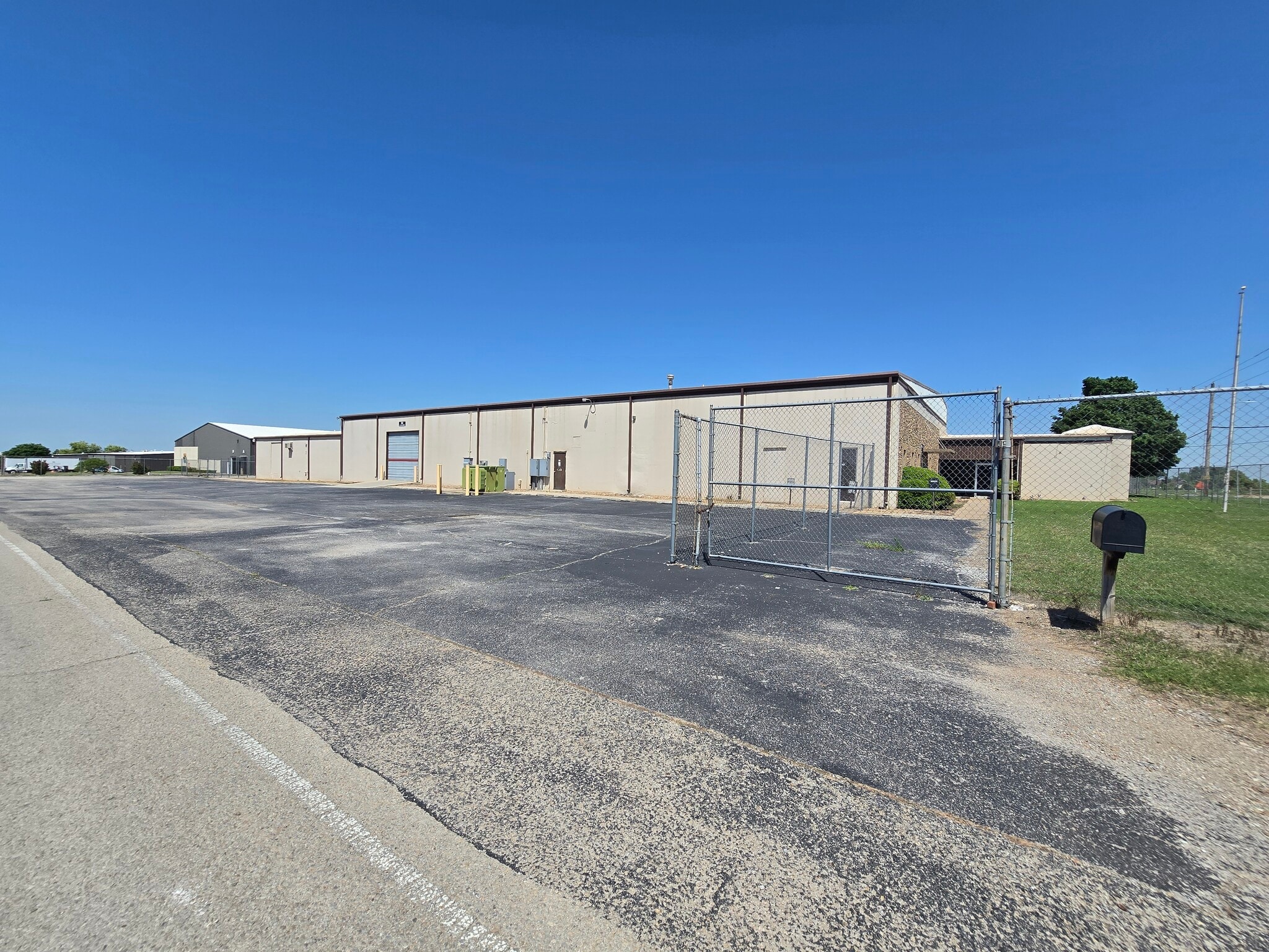 501 SE 27th St, El Reno, OK for Sale