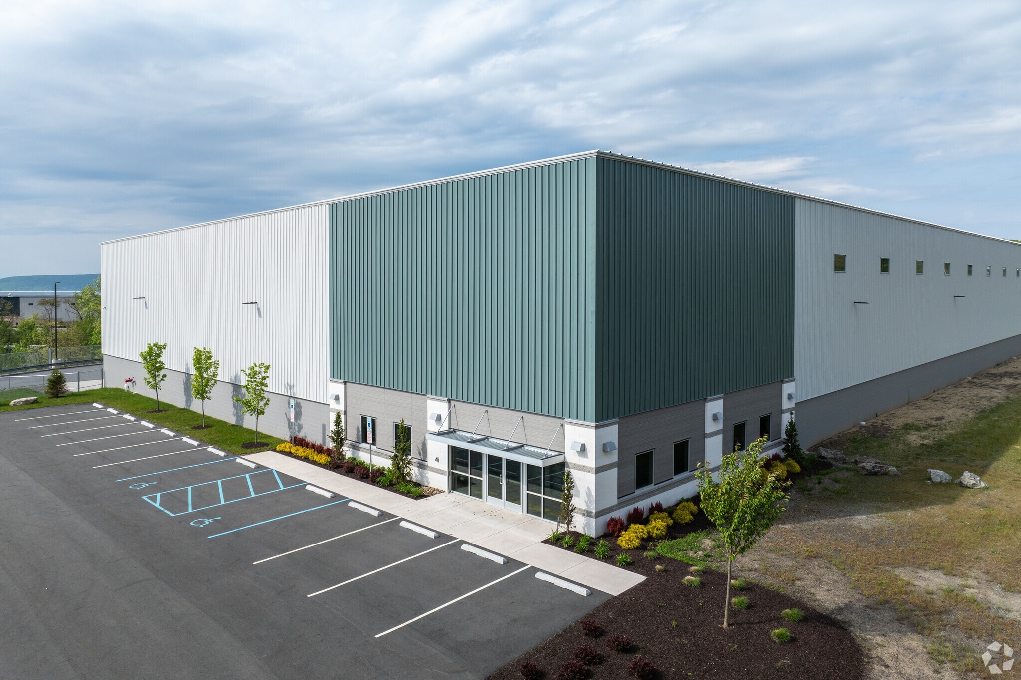 380-400 Research, Pittston Township, PA for Rent