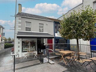 Enniskillen, CFH Retail - 2 The Diamond