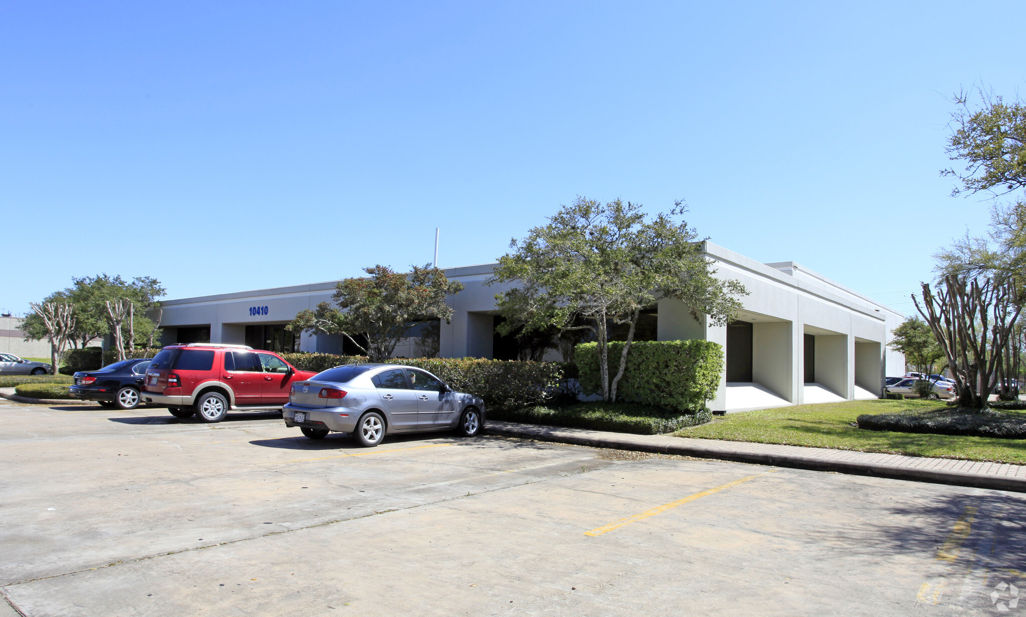 10410 Corporate Dr, Sugar Land, TX for Sale