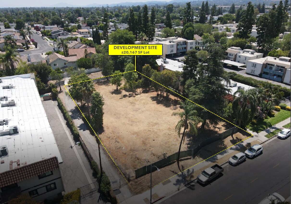 5808 Etiwanda Ave, Tarzana, CA for Sale