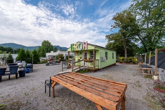 Black Mountain, NC Office/Residential - 204 Black Mountain Ave Black Mountain, NC Office/Residential - 204 Black Mountain Ave