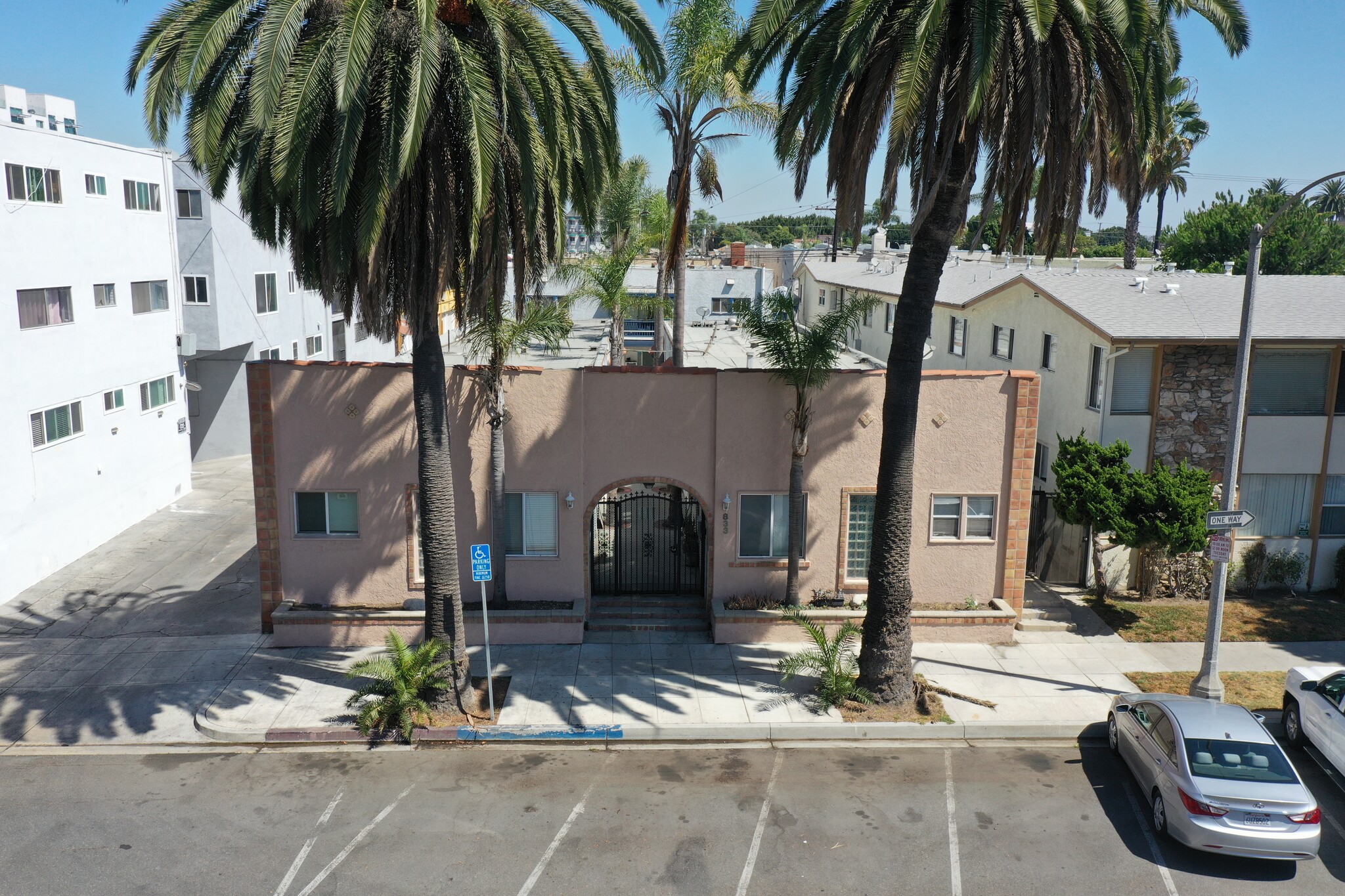 833 E 1st St, Long Beach, CA for Sale