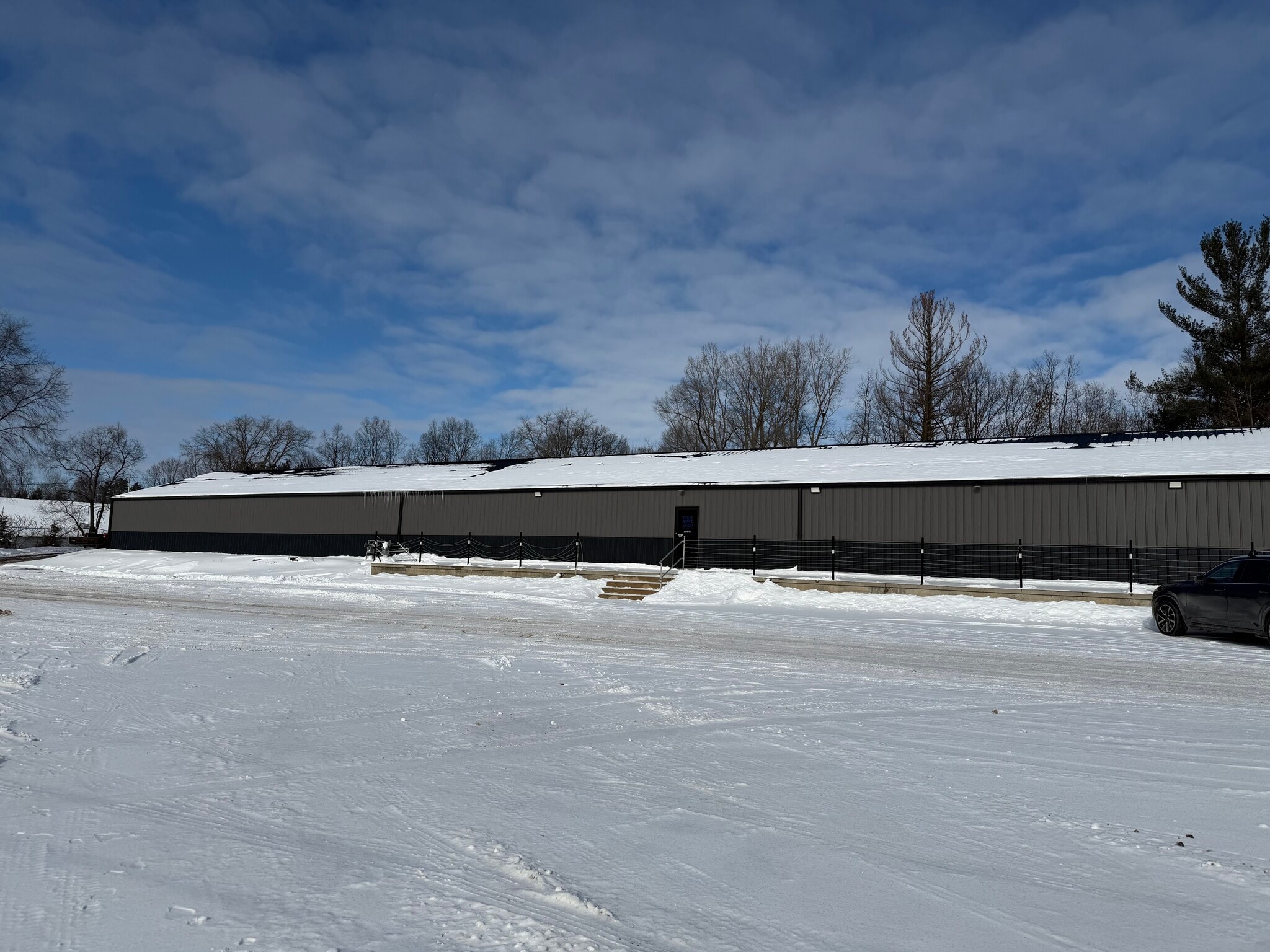 8325-8327 Belding Rd NE, Rockford, MI for Rent