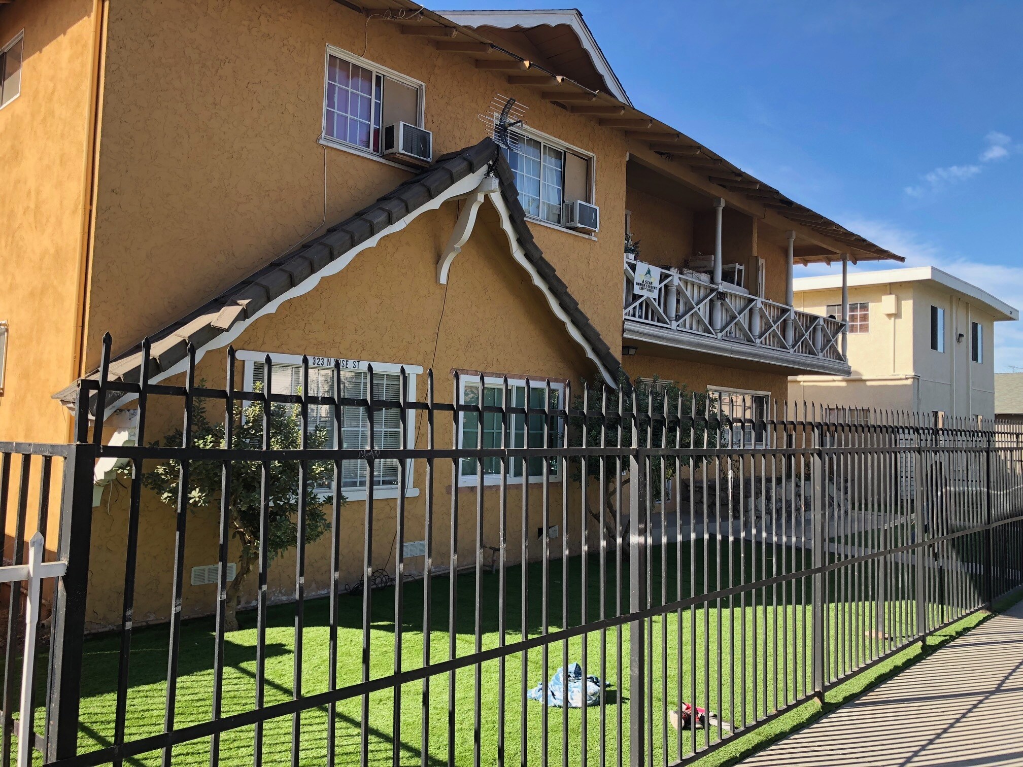 323 N Rose St, Anaheim, CA for Sale
