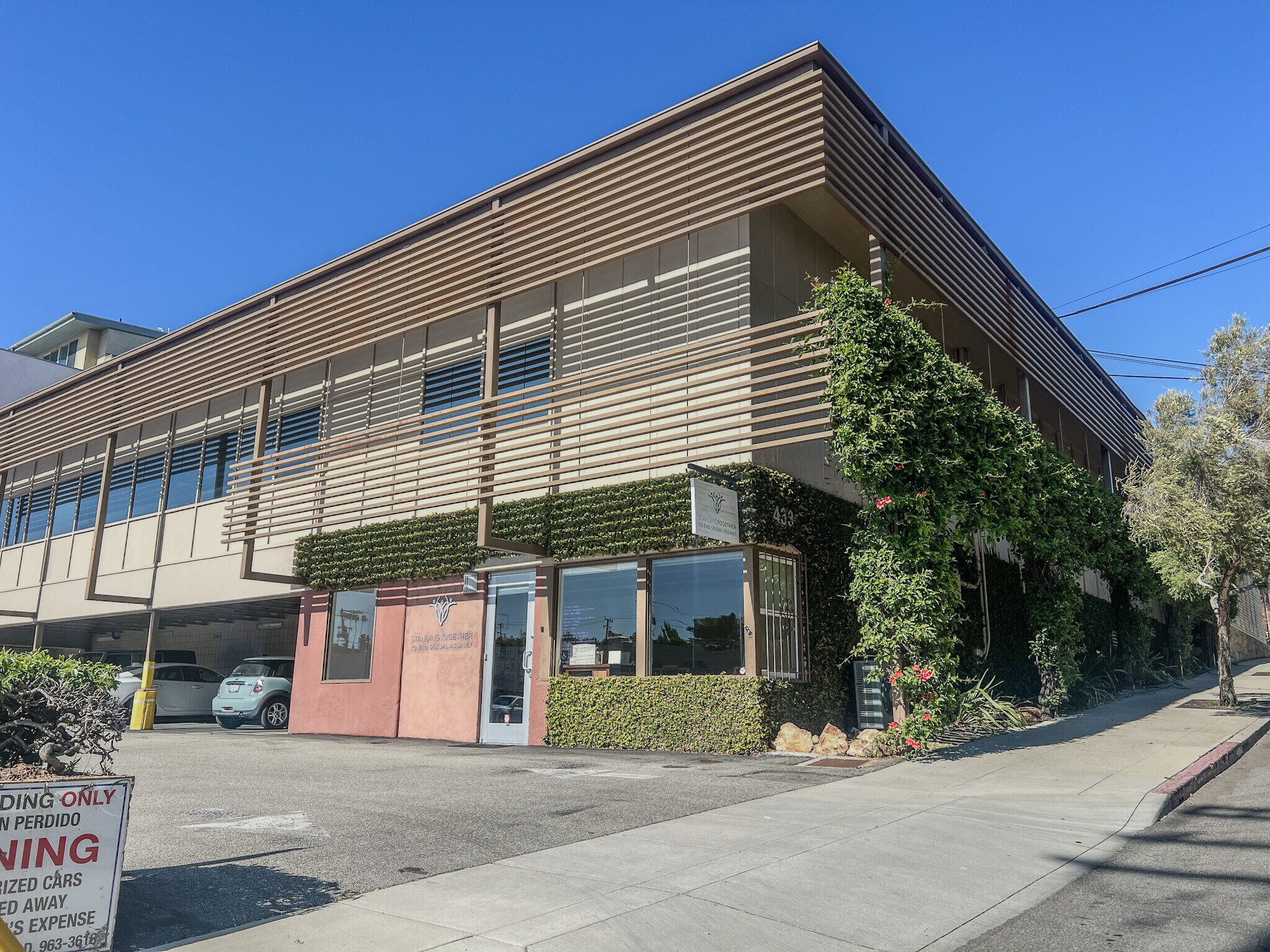 433 E Canon Perdido St, Santa Barbara, CA for Rent