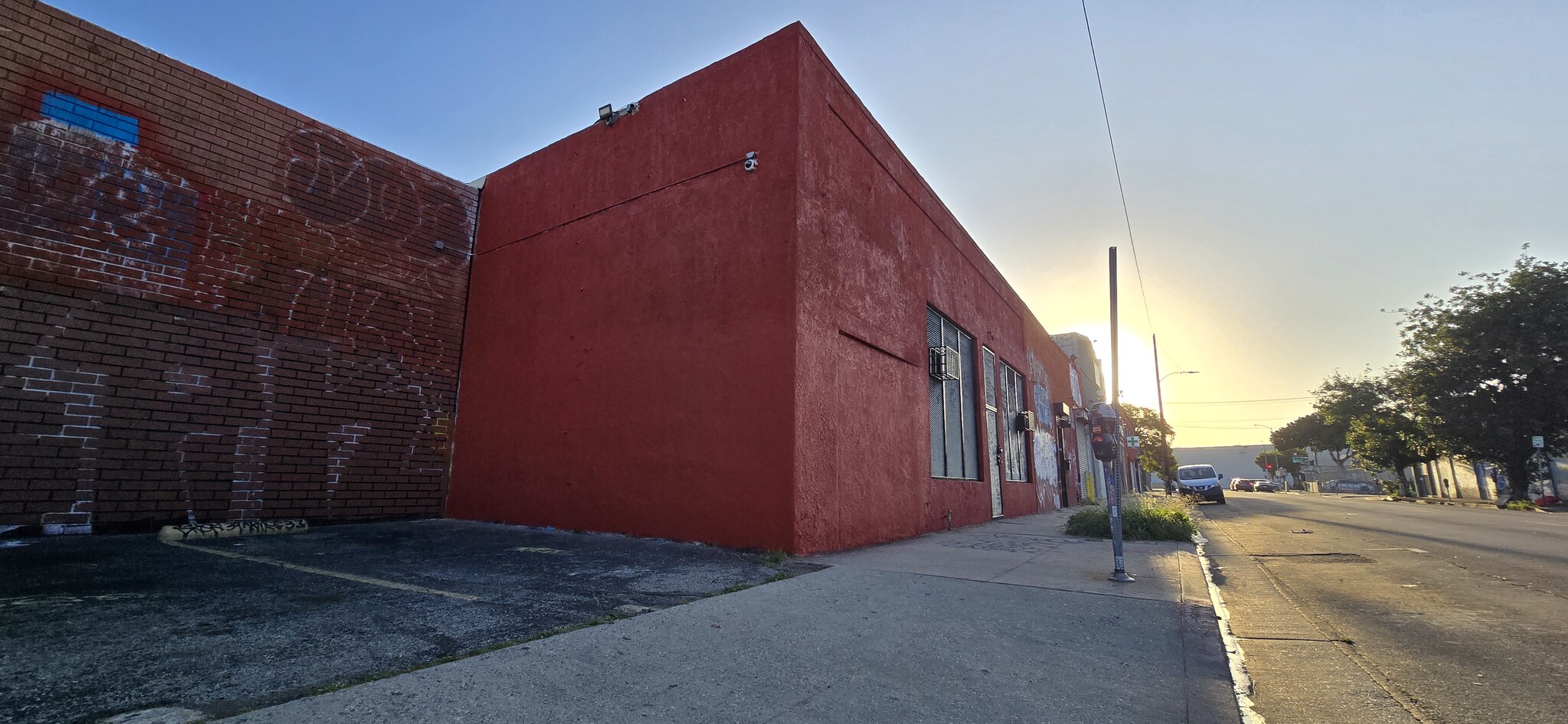 1137 E Pico Blvd, Los Angeles, CA for Rent