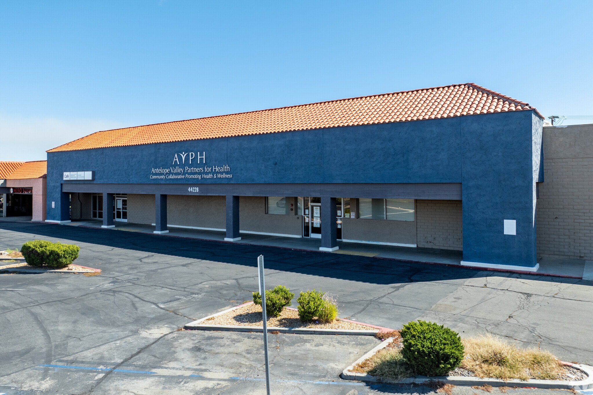 44204-44276 10th St W, Lancaster, CA for Rent