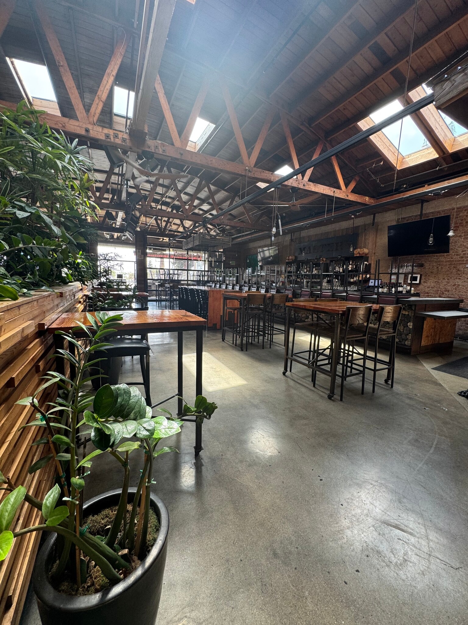 208 S Coast Hwy, Oceanside, CA for Rent