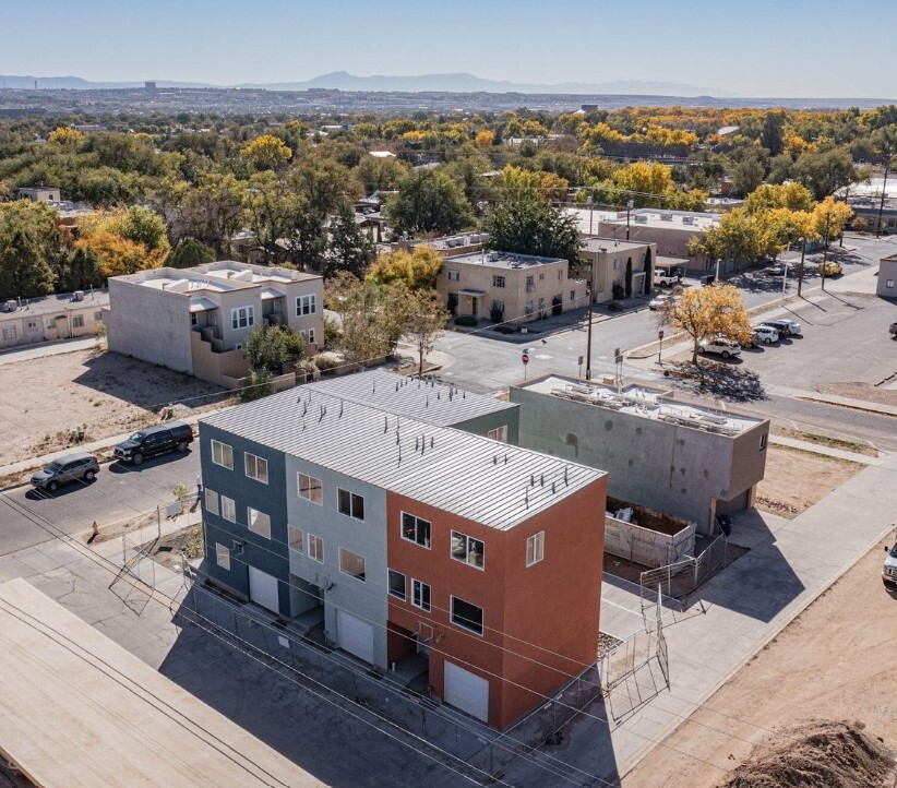 619 14th St SW, Albuquerque, NM for Sale