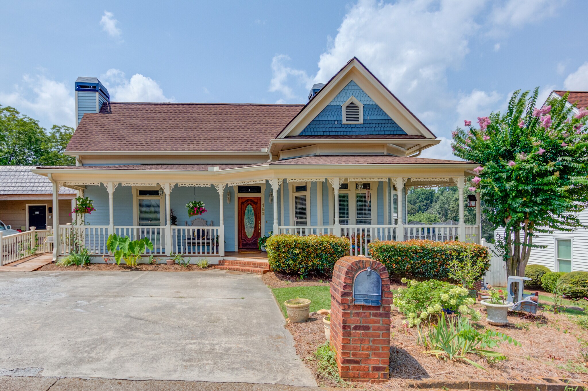 152 E Shadburn Ave, Buford, GA for Sale