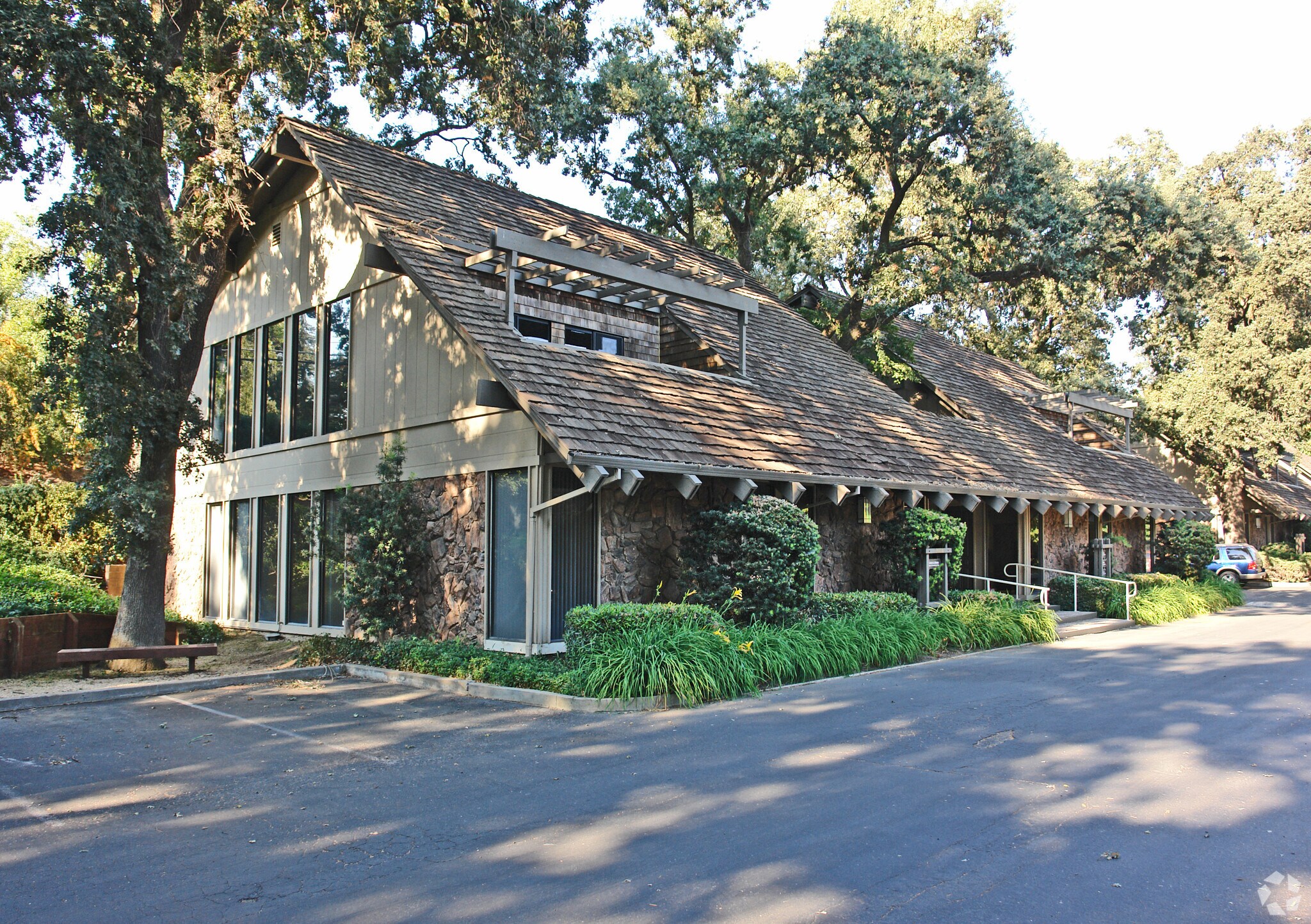 3415 American River Dr, Sacramento, CA for Rent