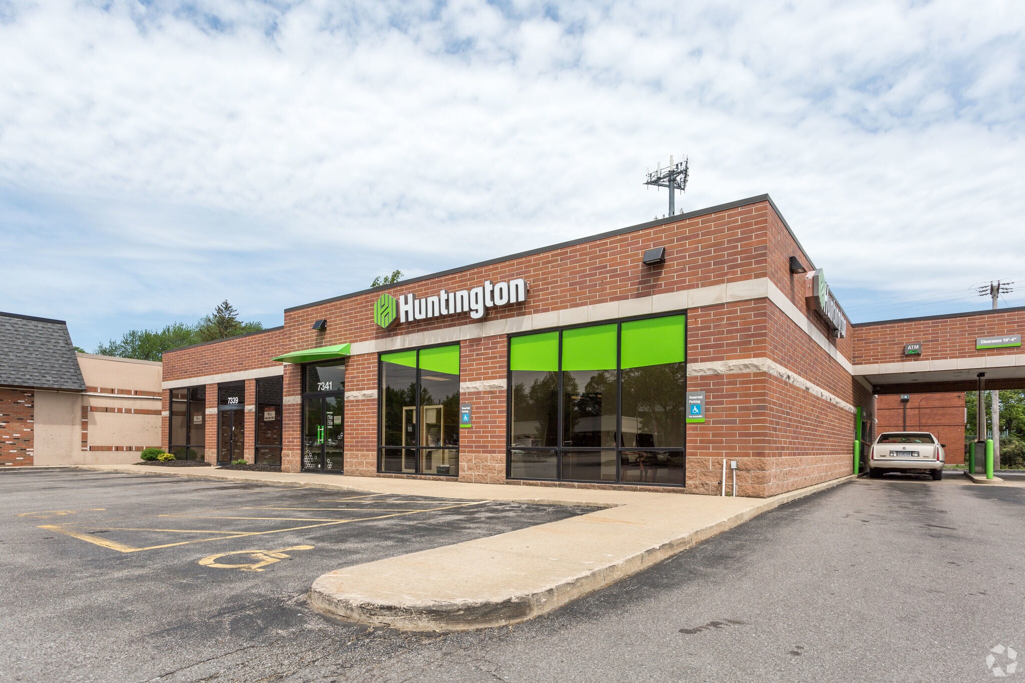 7339-7341 Lakeshore Blvd, Mentor, OH for Rent