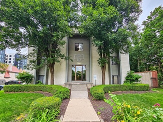 Omaha, NE Apartments - 415 S 38th St Omaha, NE Apartments - 415 S 38th St