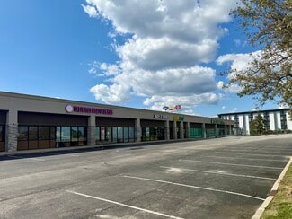 Indianapolis, IN Retail - 7102-7134 Woodland Dr