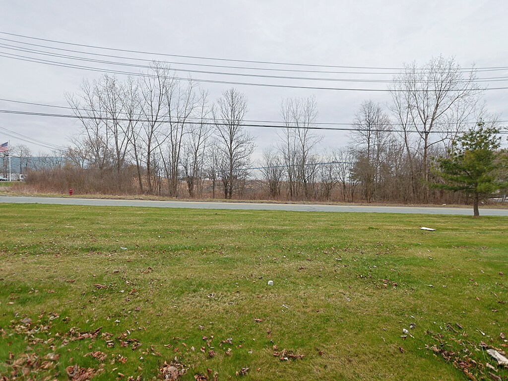 40 Wes Warren Dr, Middletown, NY for Sale