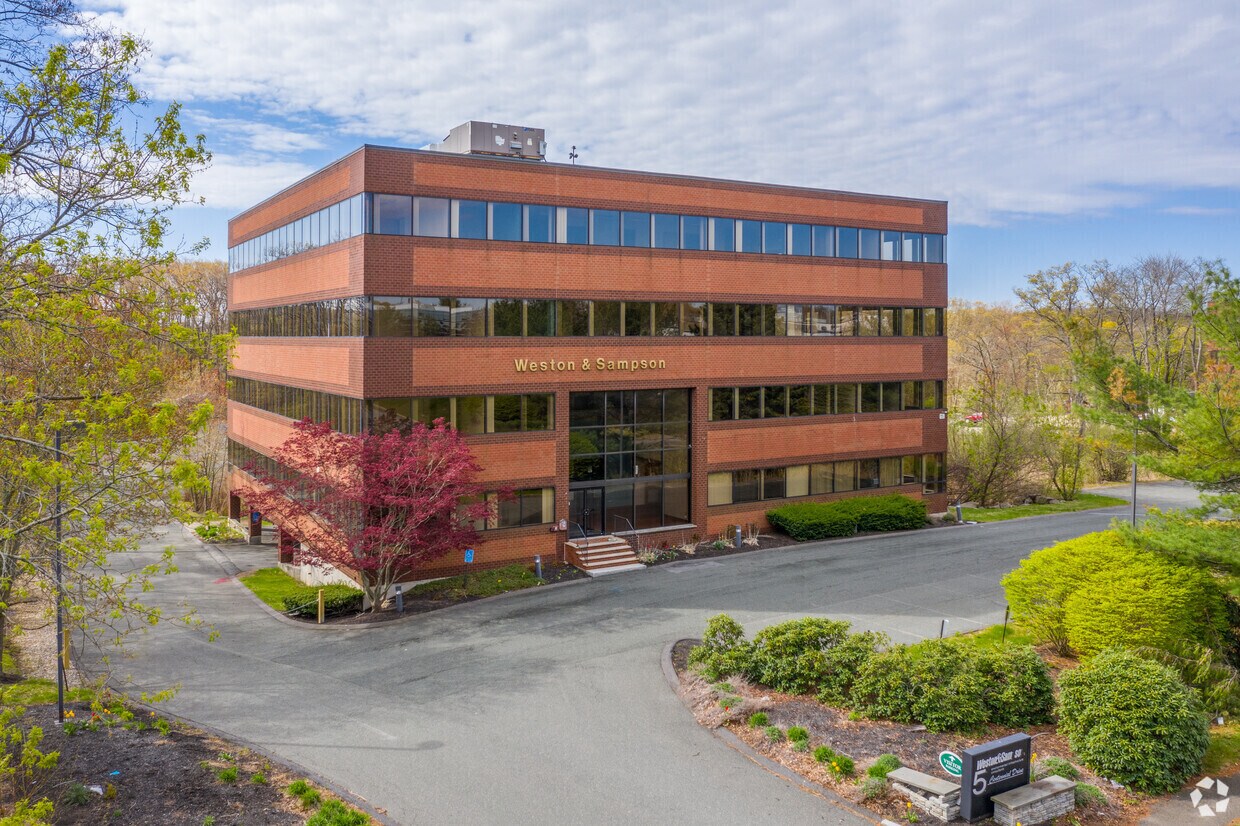 5 Centennial Dr, Peabody, MA for Rent