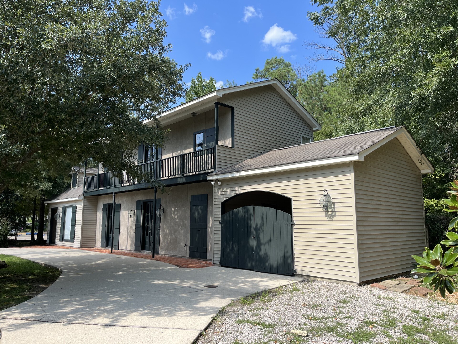 2075 3rd St, Mandeville, LA for Sale