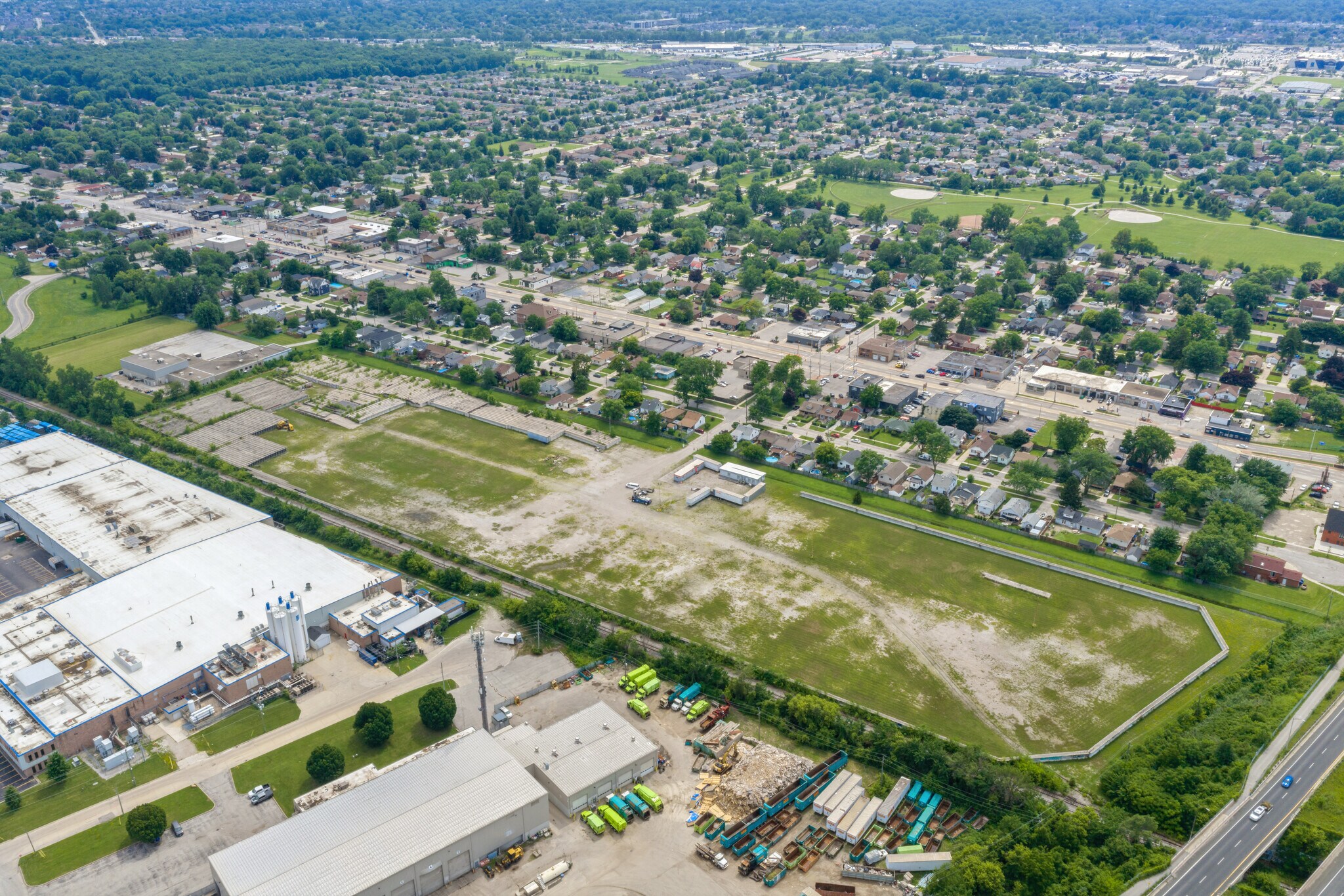 2445 Sydney Av, Windsor, ON for Sale