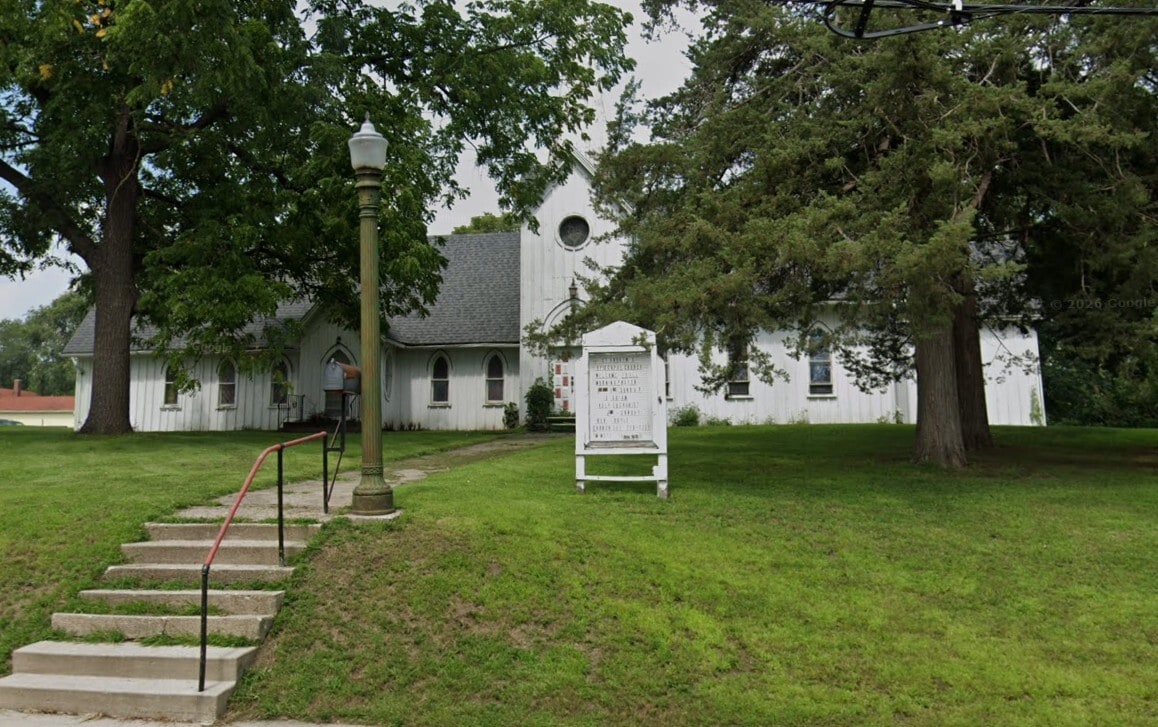 210 Lake St W, Waterville, MN for Sale