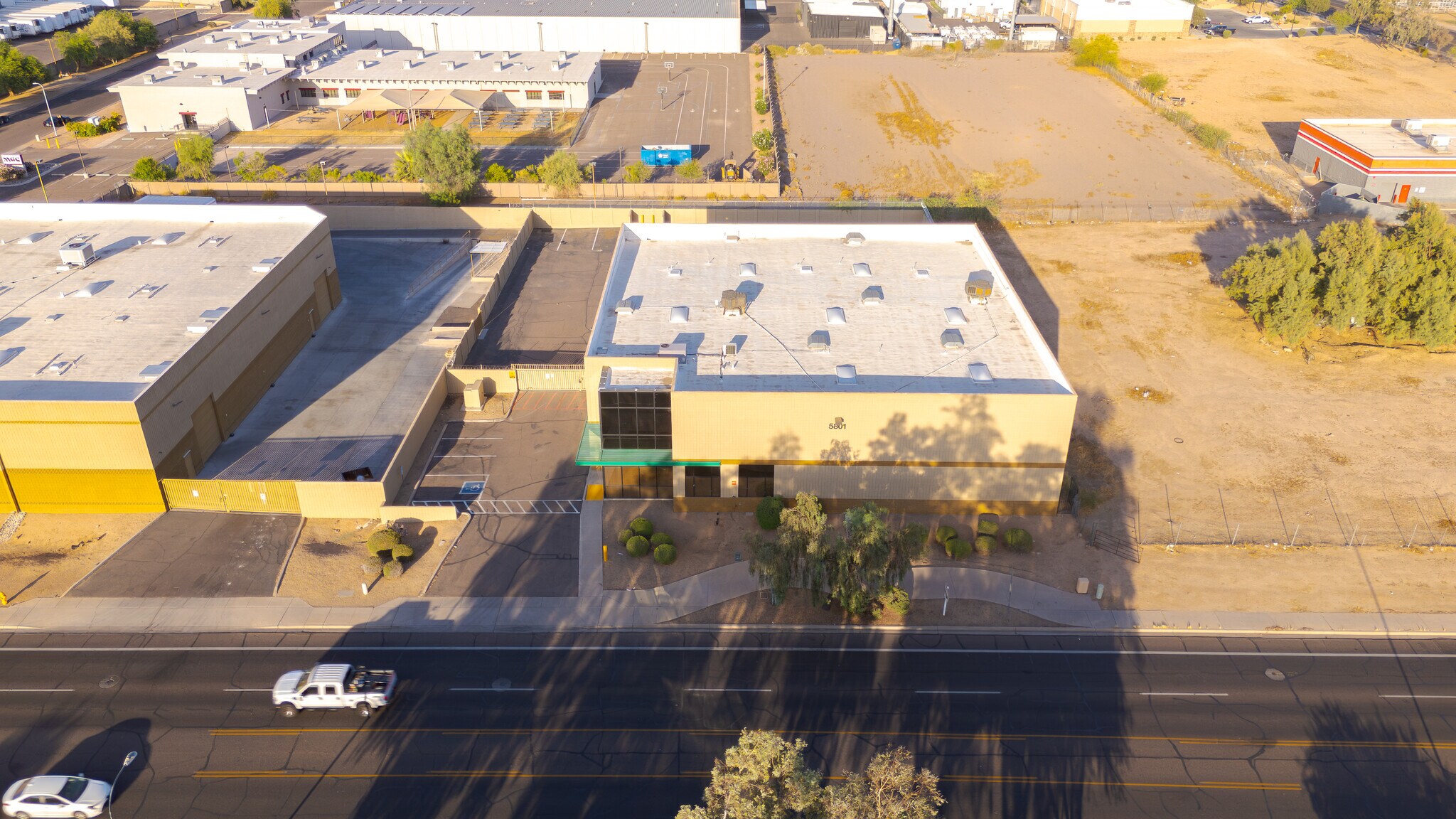 5801 S 24th St, Phoenix, AZ for Rent