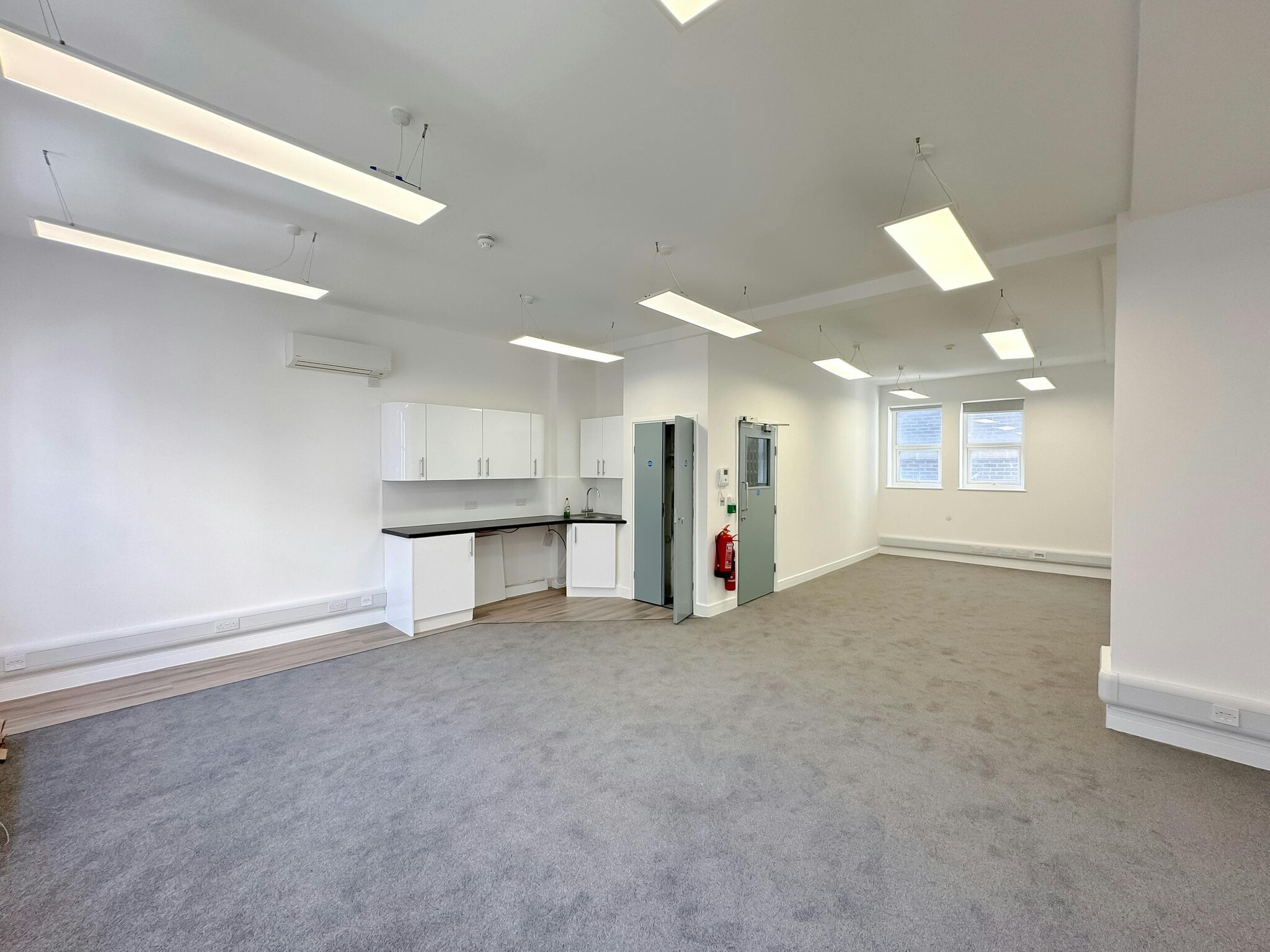 33 Southampton St, London, LND for Rent