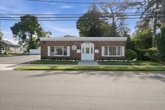 Sayville, NY Office/Medical - 33 Candee Ave