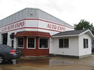 Tomah, WI Showroom - 305 W Clifton St
