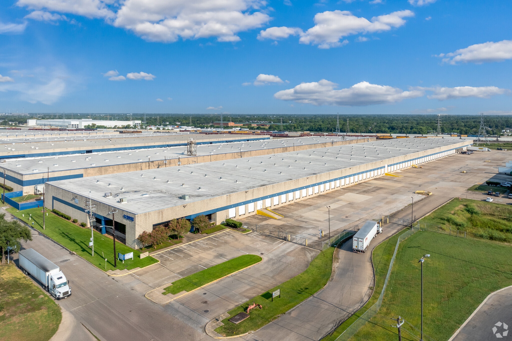 8705 Citypark Loop, Houston, TX for Rent