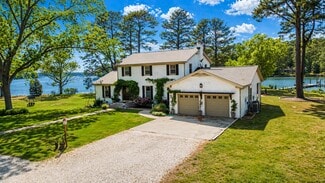 Mathews, VA Apartments - 172 Aldebaran Rd