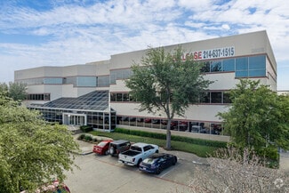 2828 E Trinity Mls Rd  