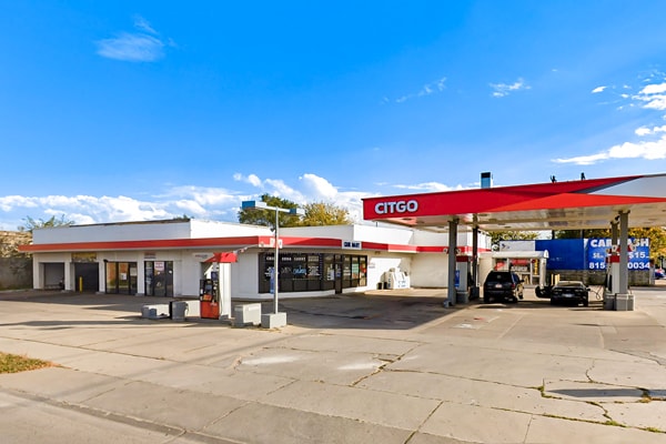 356 N Scott St, Joliet, IL for Sale