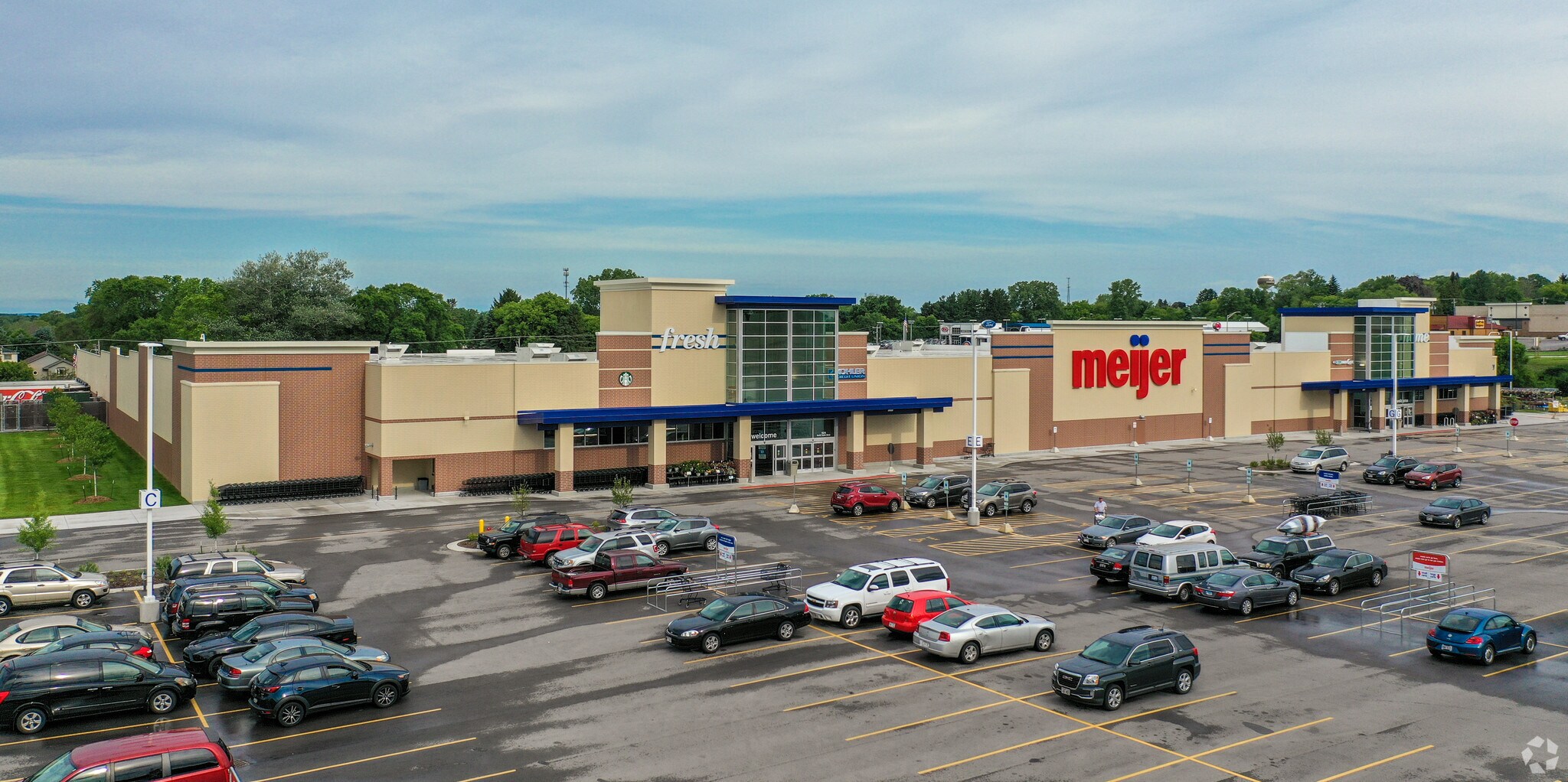 924 N Taylor Dr, Sheboygan, WI for Rent