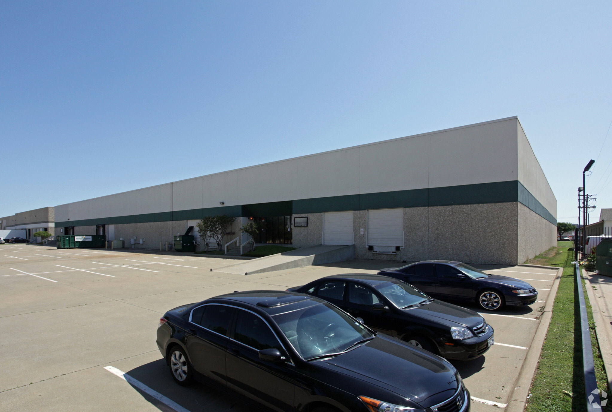1030-1048 Trend Dr, Carrollton, TX for Rent