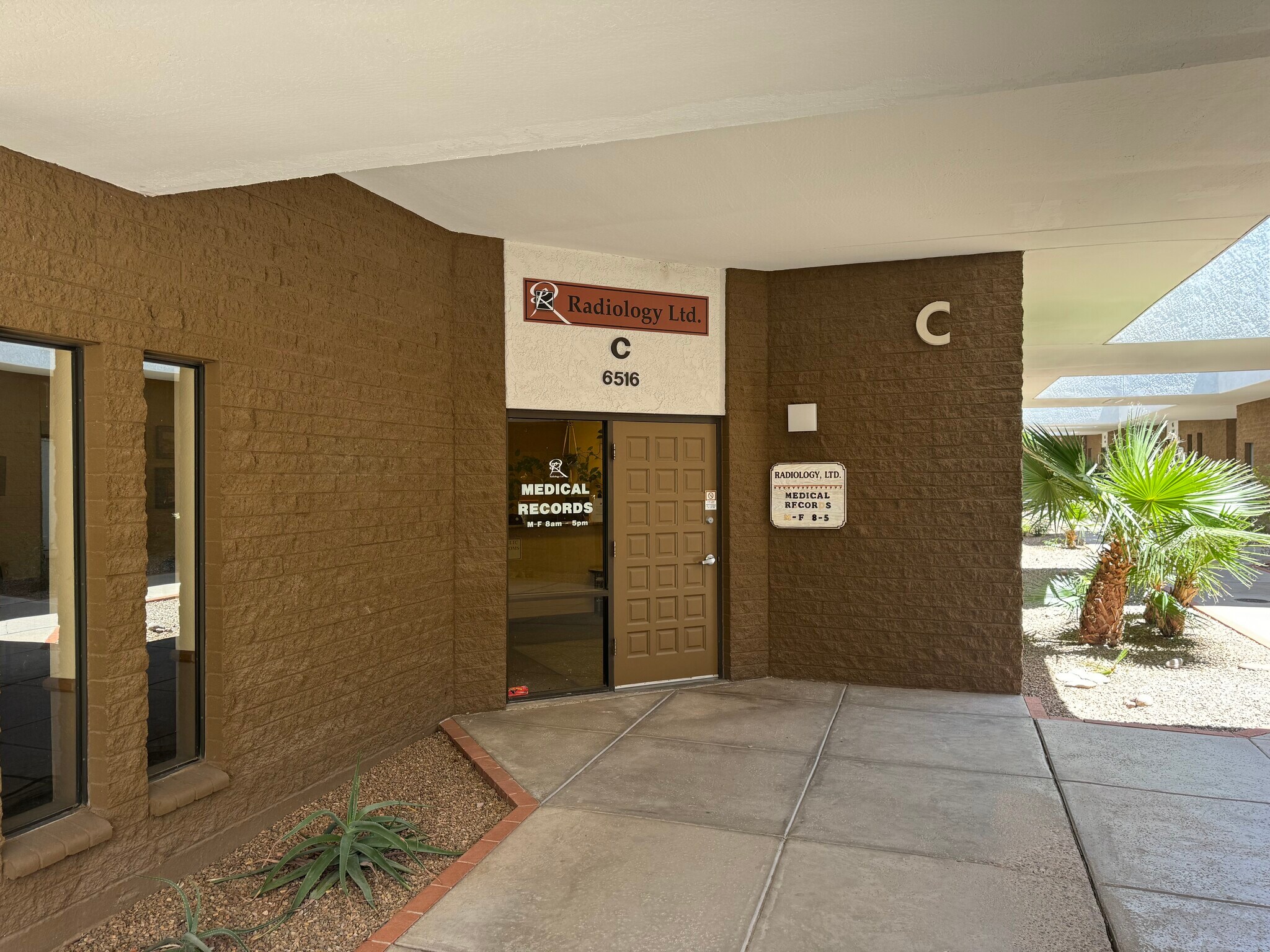 6516-6522 E Carondelet Dr, Tucson, AZ for Rent