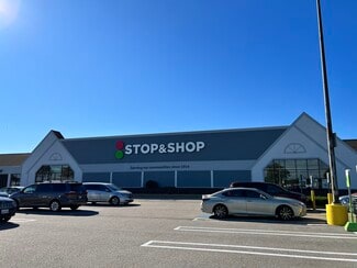 Middletown, RI Retail - 1360 W Main Rd Middletown, RI Retail - 1360 W Main Rd