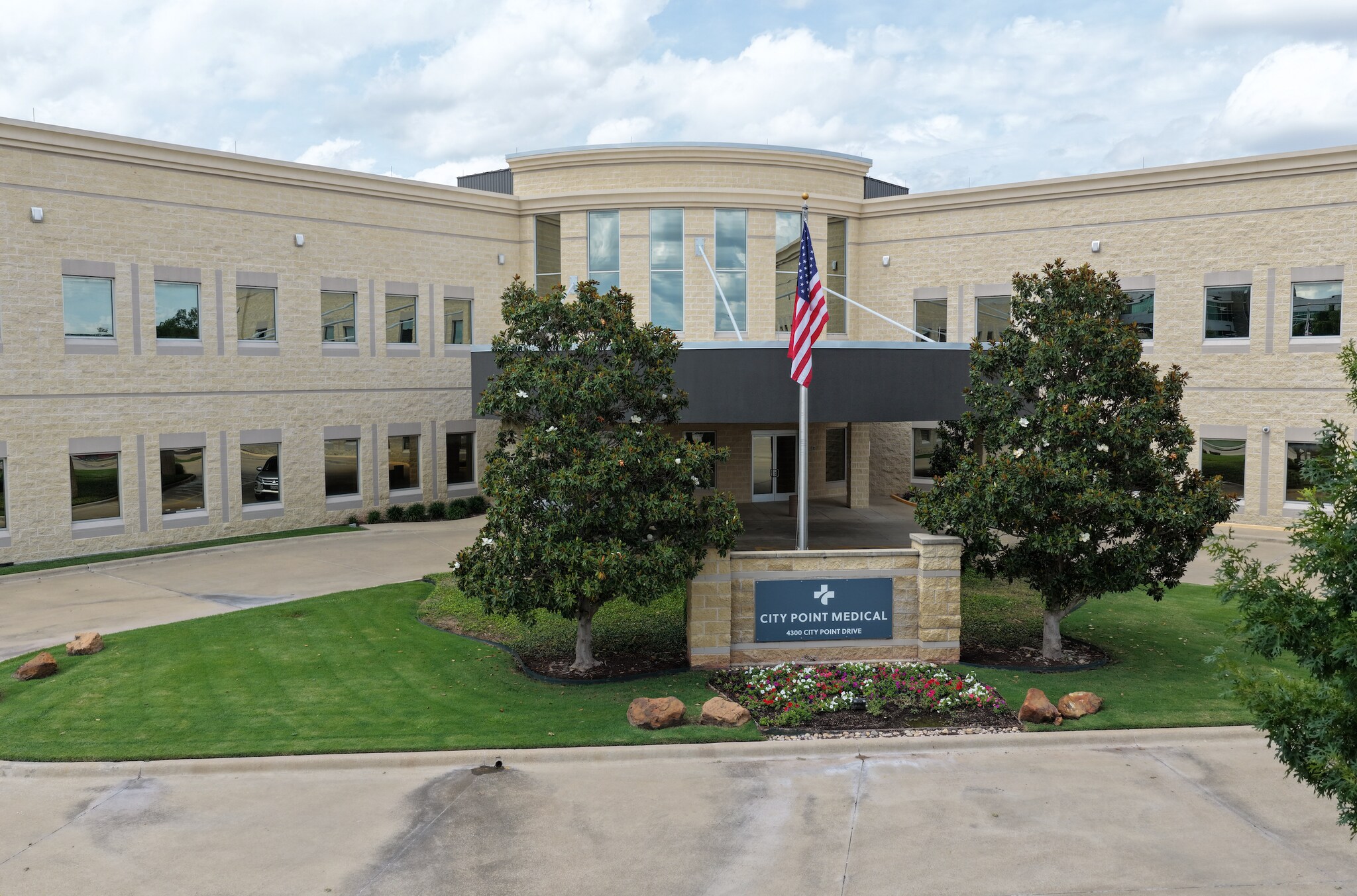 4300 City Point Dr, North Richland Hills, TX for Rent