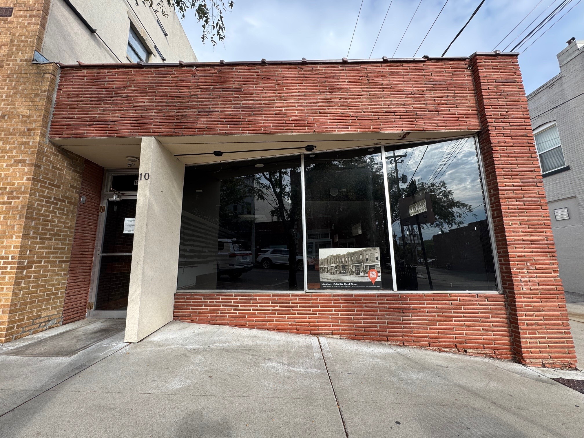 10 SW 3rd St, Lee's Summit, MO for Rent