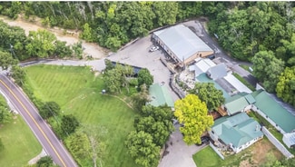 High Ridge, MO Veterinarian/Kennel - 6701 Antire Rd