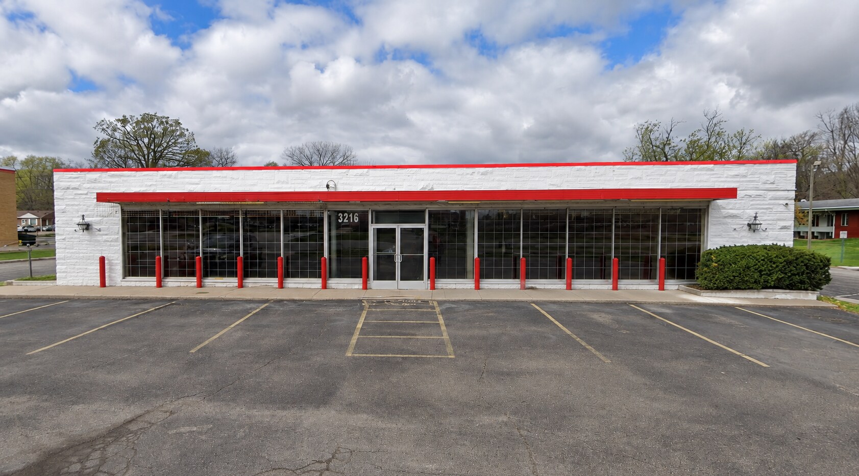 3216 S East St, Indianapolis, IN for Rent