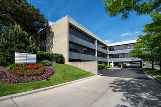 Bloomfield Hills, MI Office/Medical - 36800 Woodward Ave
