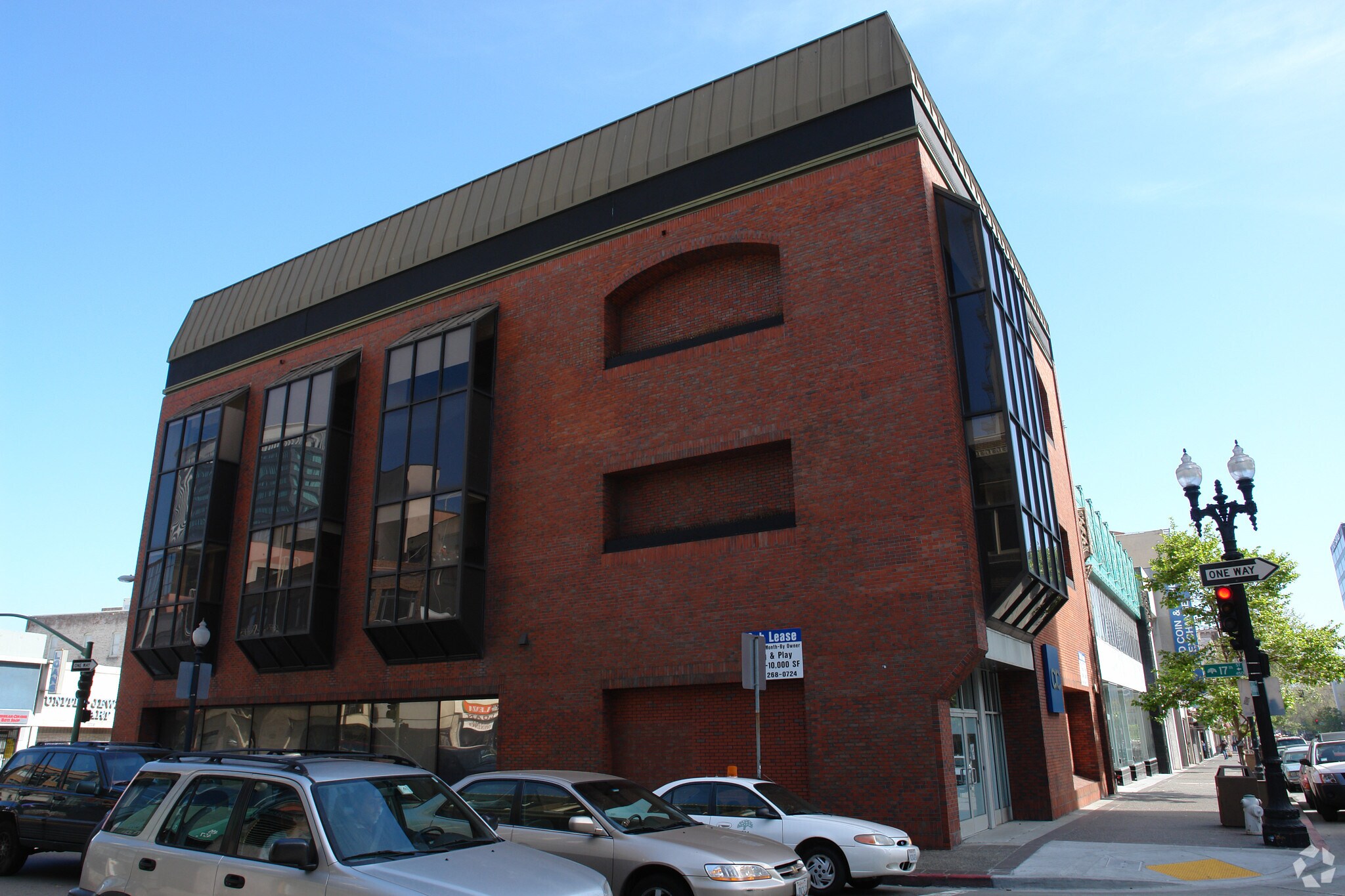 1701-1703 Broadway, Oakland, CA for Rent