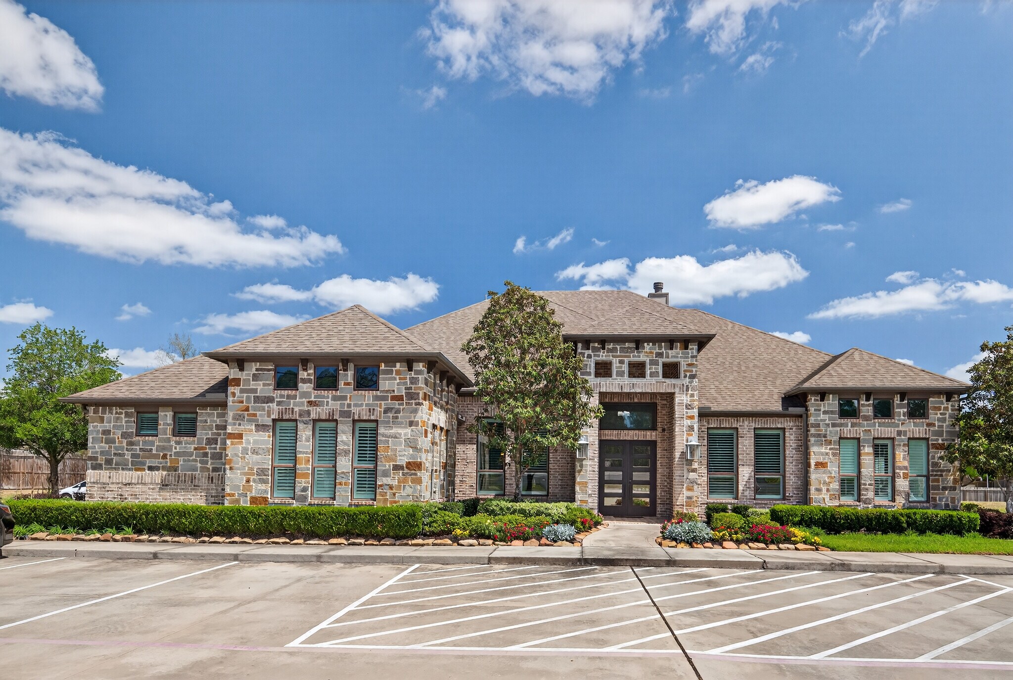 32400 SH 249, Pinehurst, TX for Rent